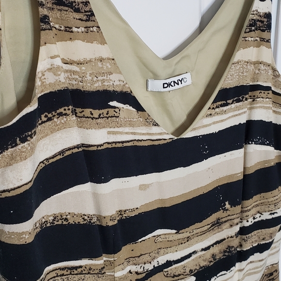 Viscose V-neck Structural Side Pockets Sleeveless Dress DKNYC - Picture 9 of 13